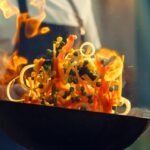 Como escolher uma wok de acordo com seu estilo de cozinhar