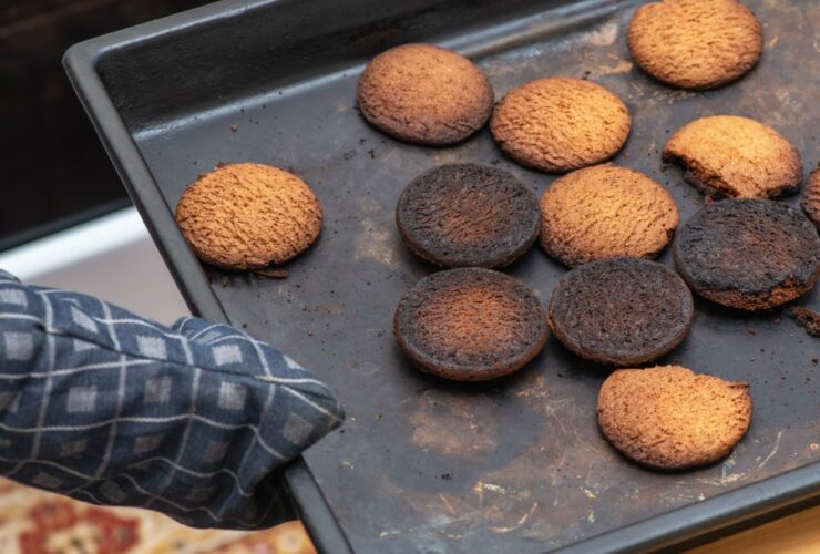 Dois truques para evitar que produtos assados ​​queimem