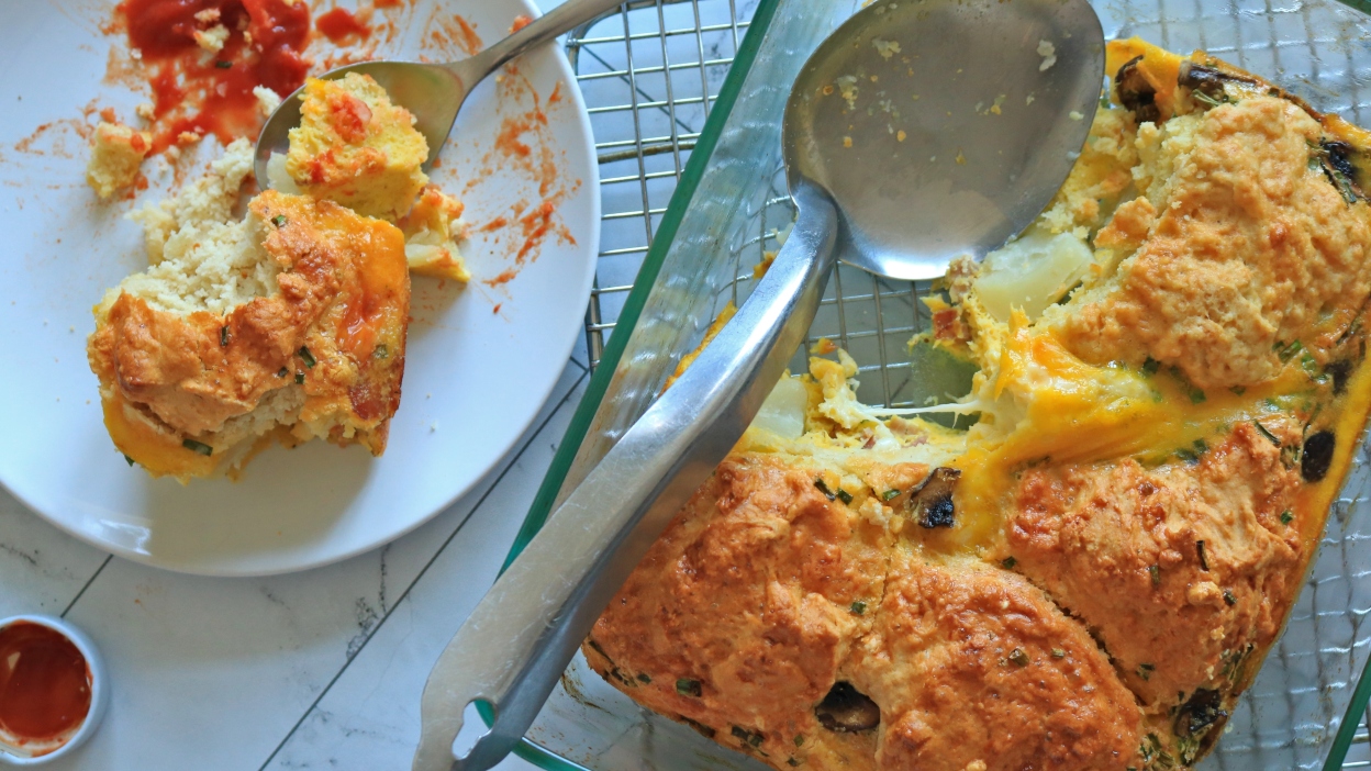 Se você quer uma quiche sem trabalho, faça esta torta saborosa