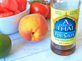 Sua salada de frutas de verão pode usar um molho de peixe